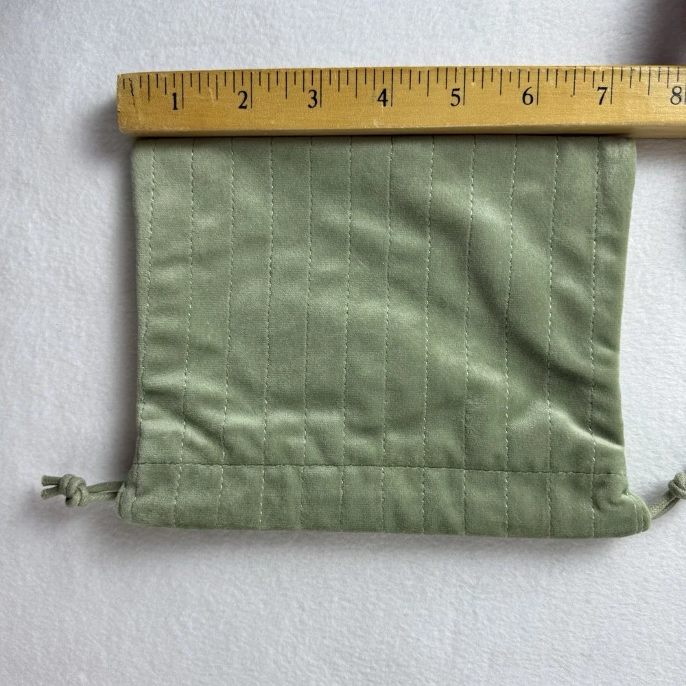 Darphin Paris Green Velvet Bag Cinch Drawstring Cosmetic Makeup Travel Pouch